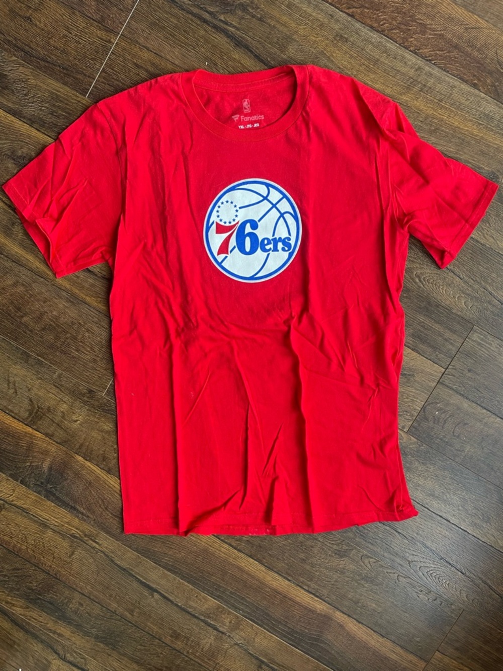 Fanatics Red Philly 76ers Short Sleeve Tee  Kids XL Philadelphia Shirts 3/$15 - Picture 2 of 7